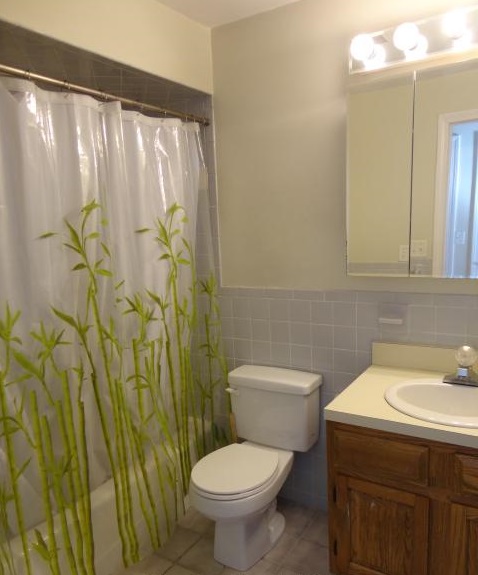 133 West 7th St, South Boston