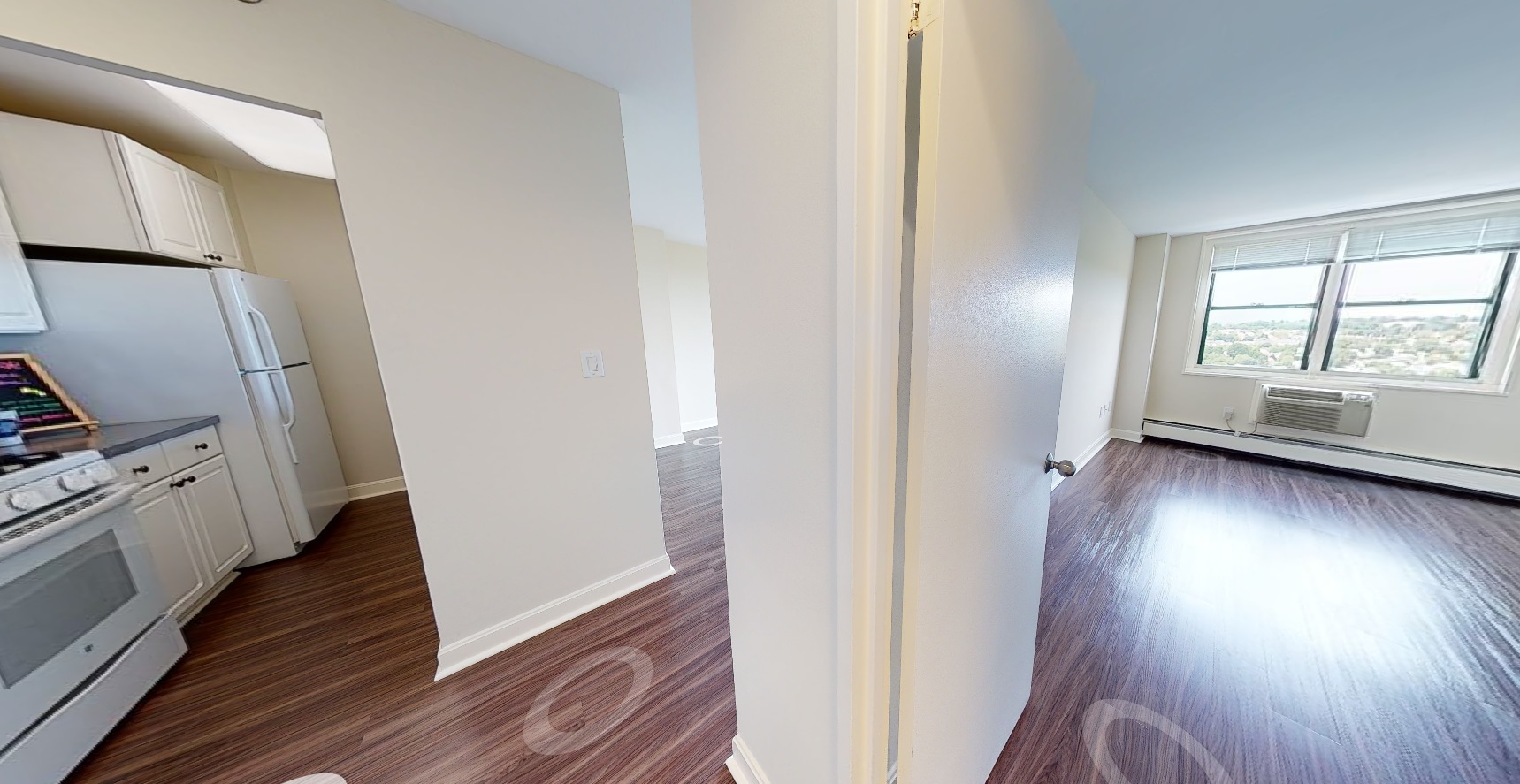 700 Huron Ave, Strawberry Hill