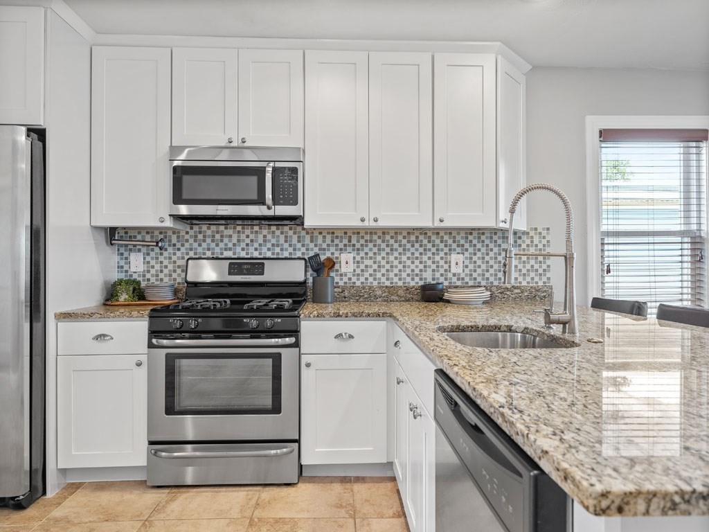 913 Boylston St, Allston