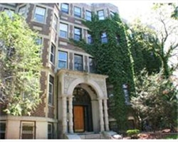 394 Riverway, Fenway