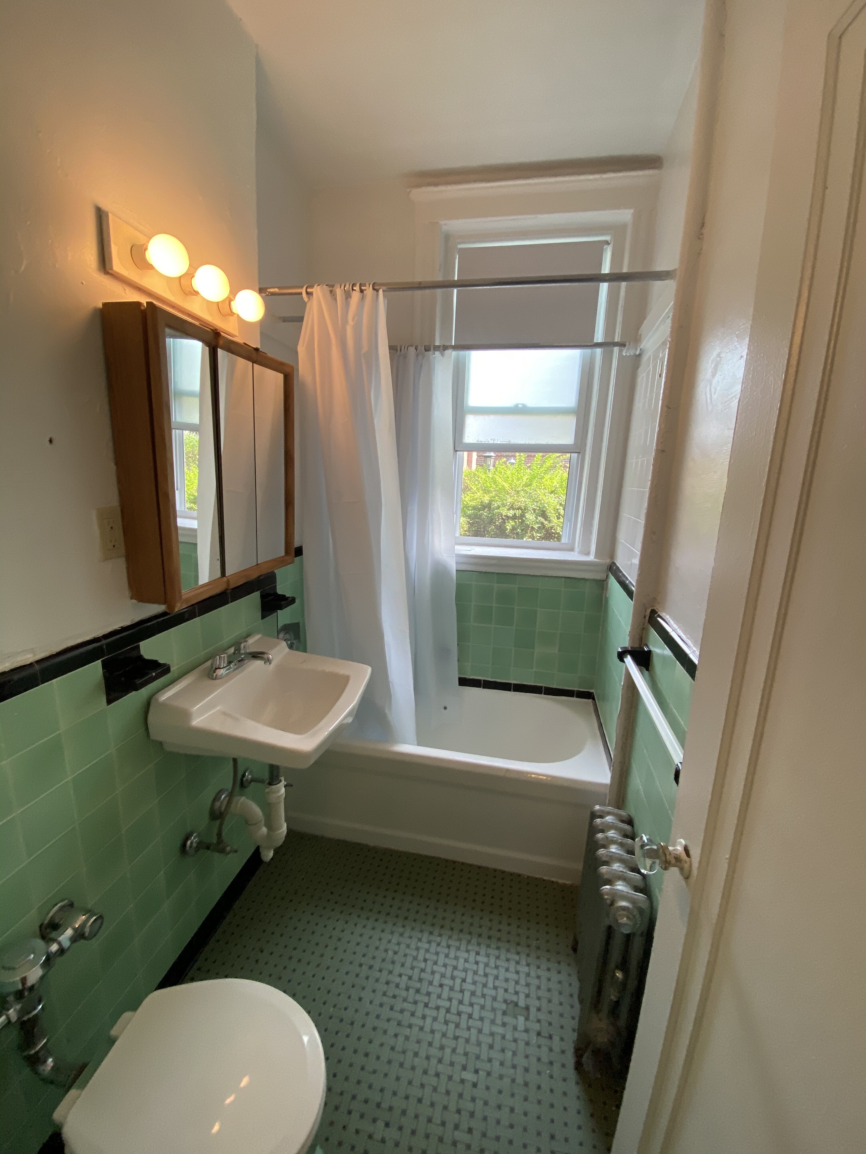 70 Chiswick Rd, Brighton