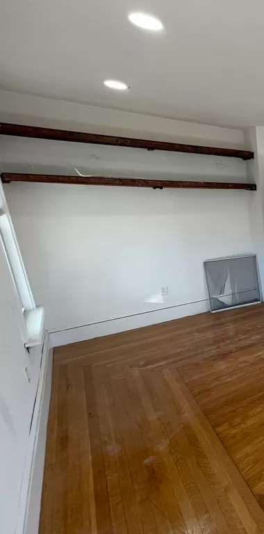 26 Woodville St, Roxbury