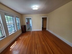 281 Lowell Ave, Newtonville