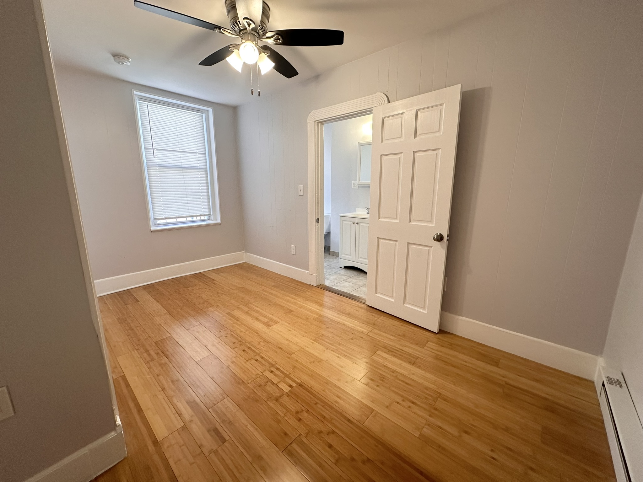 65 Charter St, North End