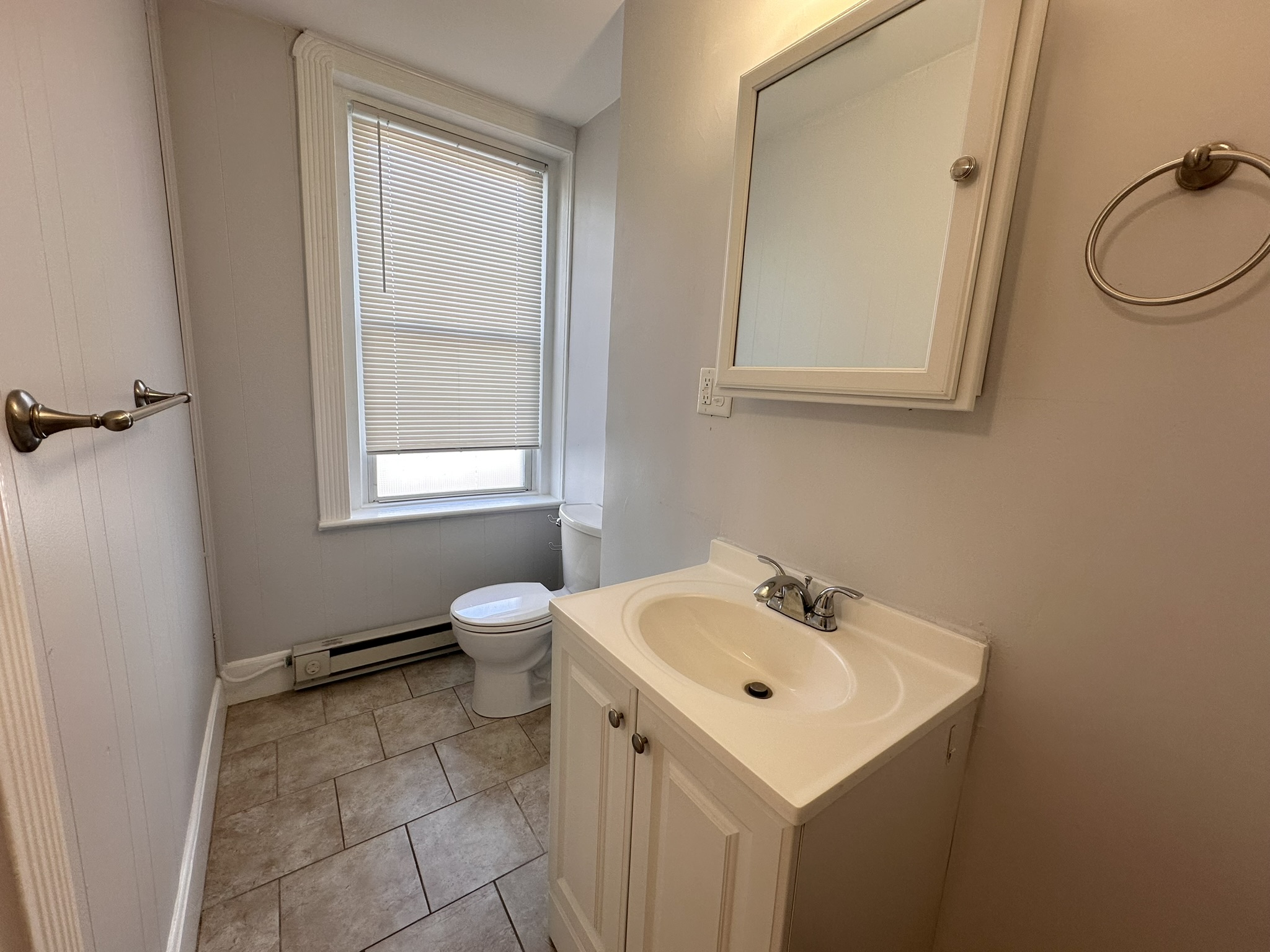 65 Charter St, North End