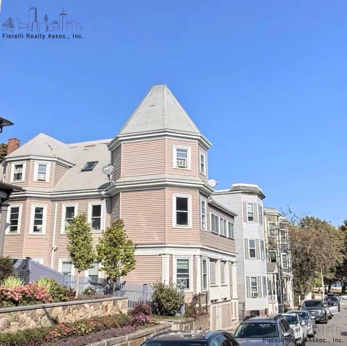 862 5th St, South Boston