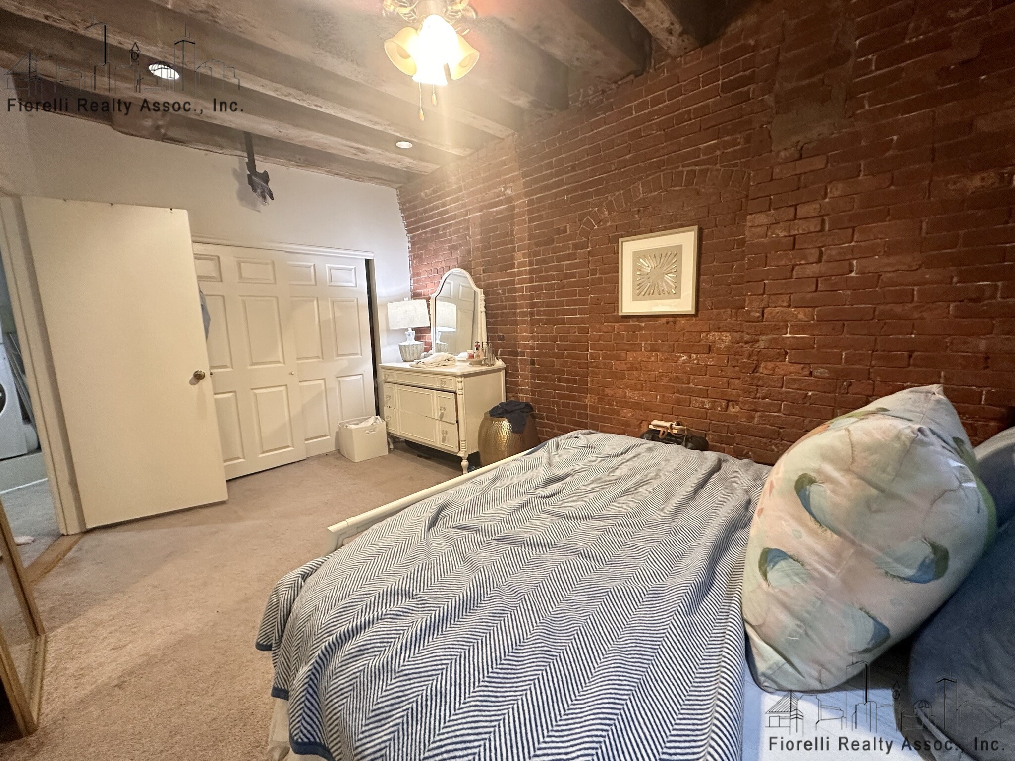 125 Fulton St, North End