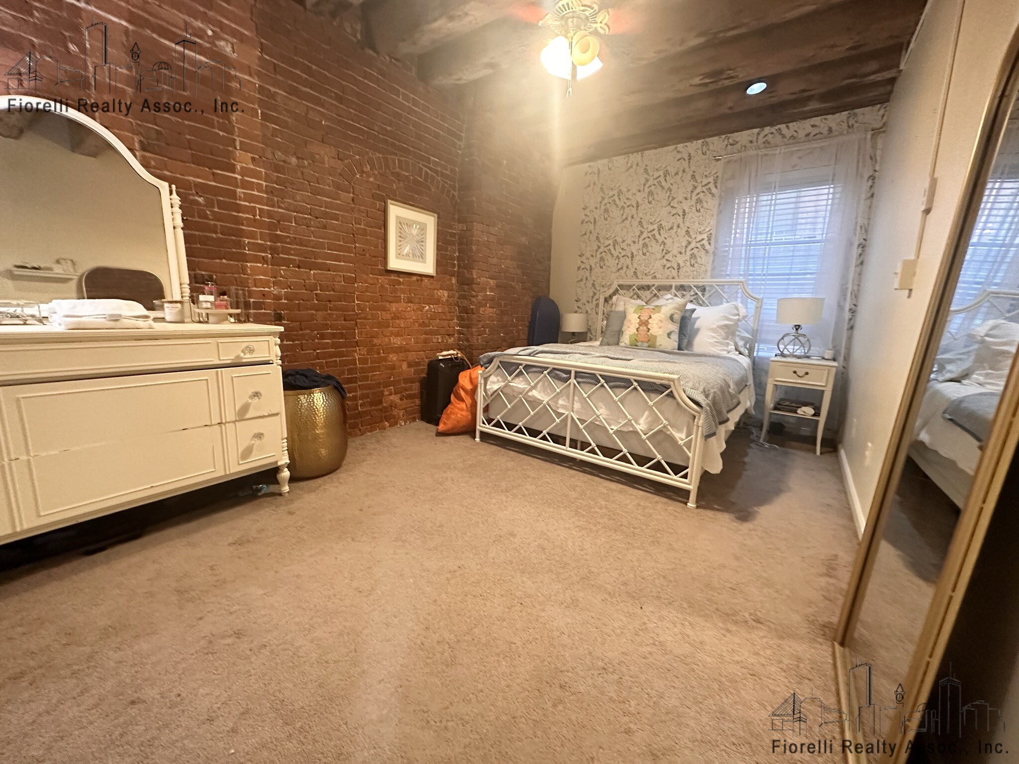 125 Fulton St, North End