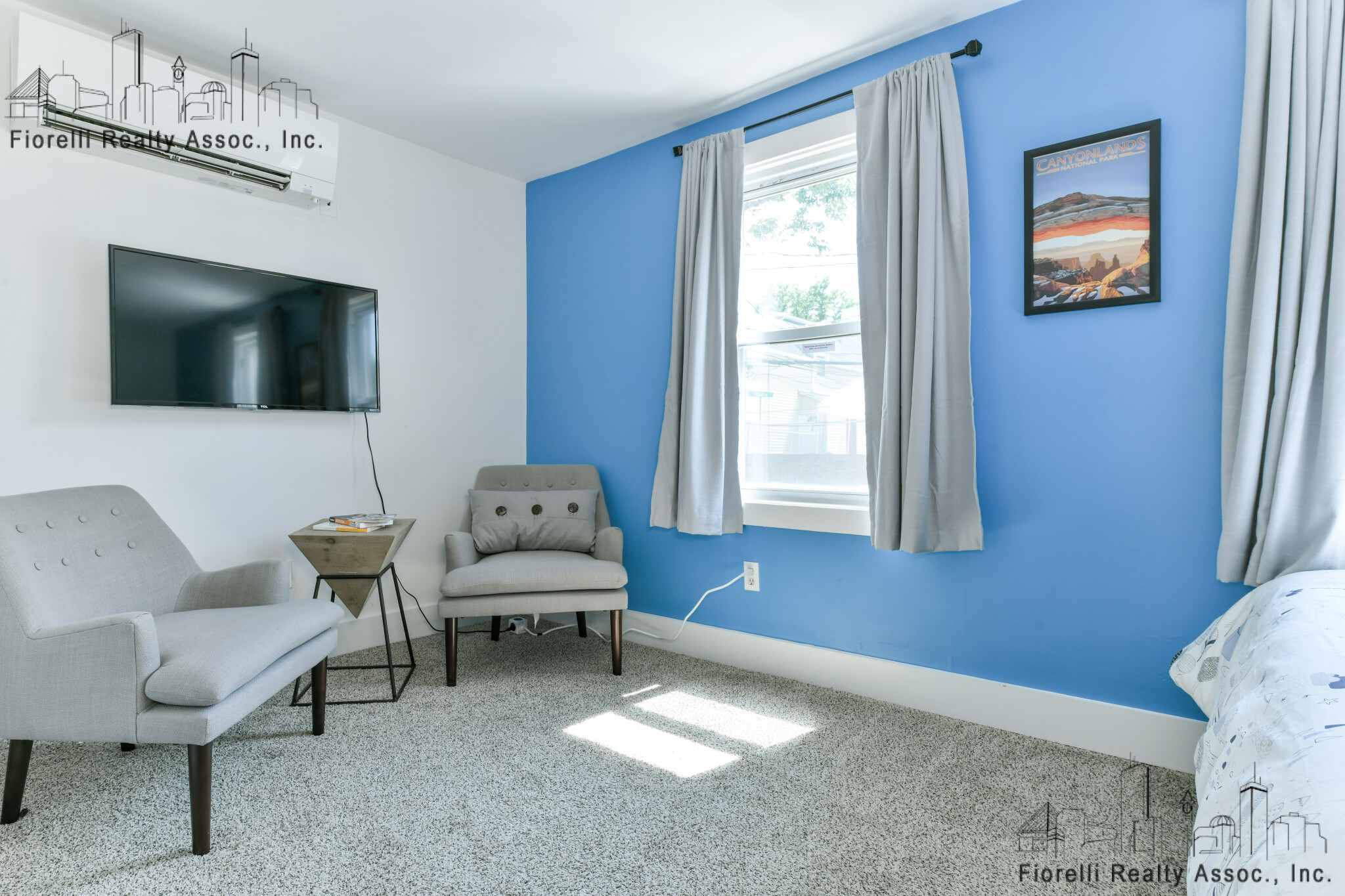 158 Everett St, East Boston