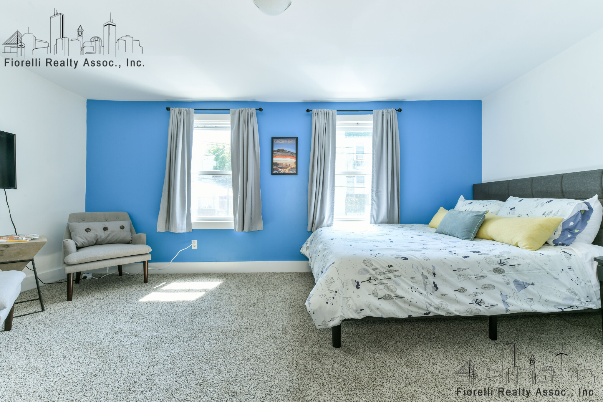 158 Everett St, East Boston