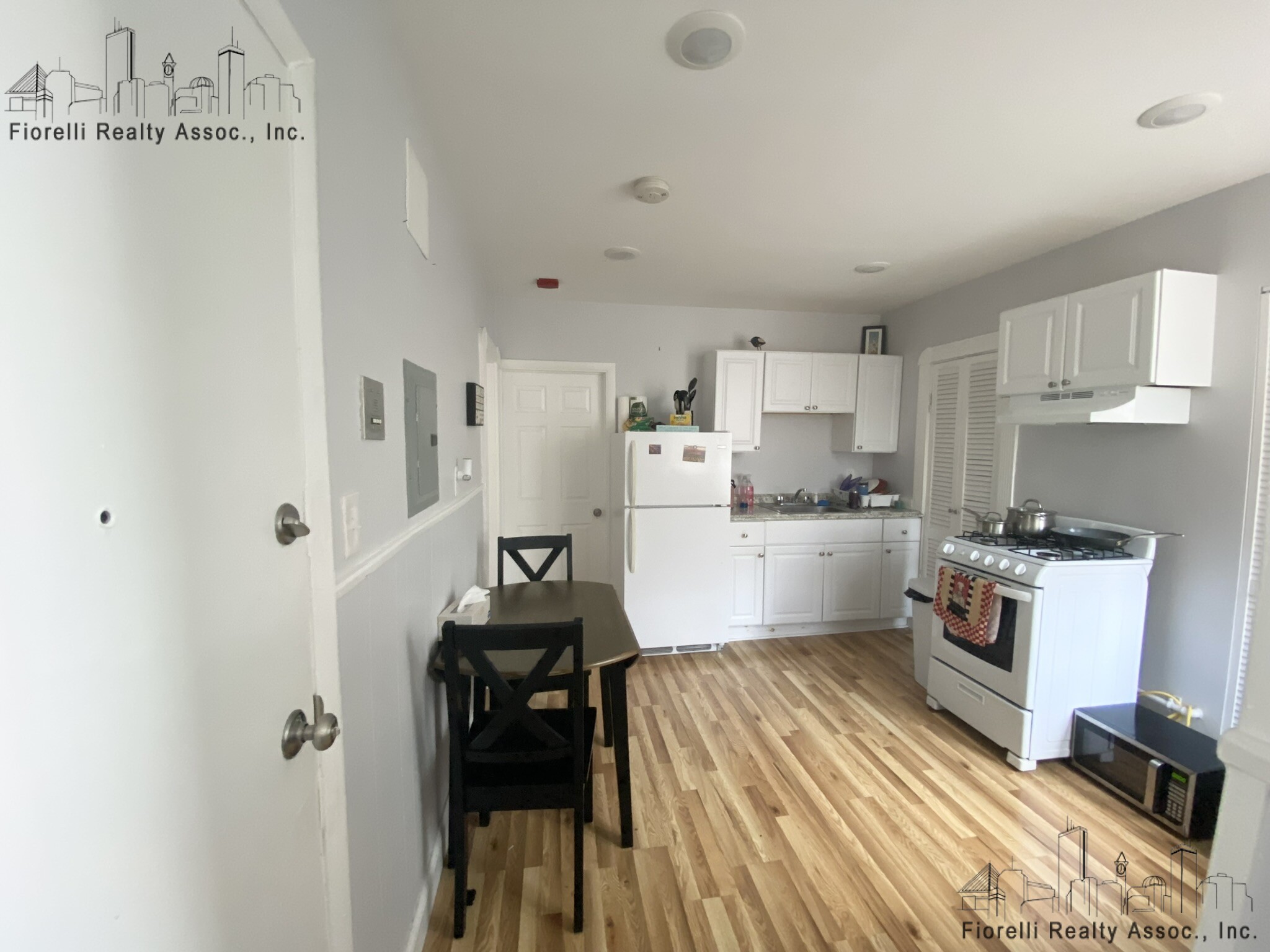 65 Charter St, North End