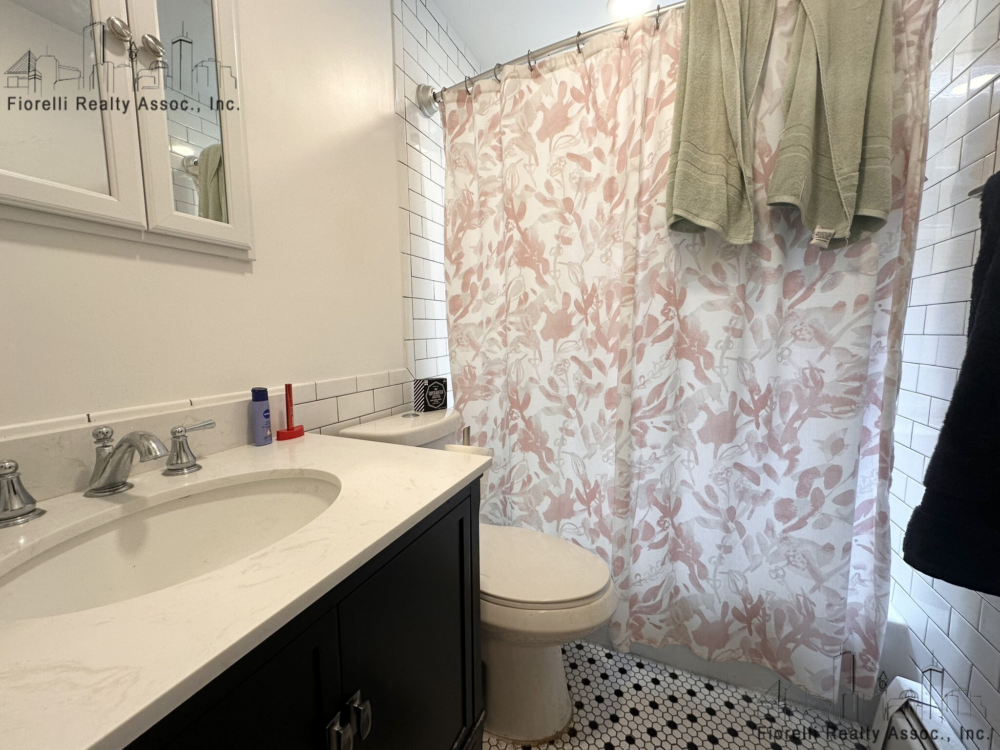 47 Tileston St, North End