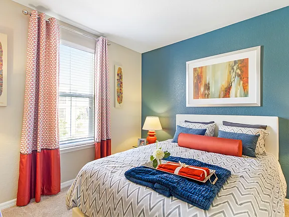 62 Boylston St, Downtown