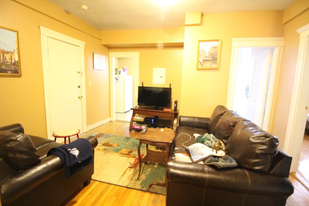 8 Ransom Rd, Brighton