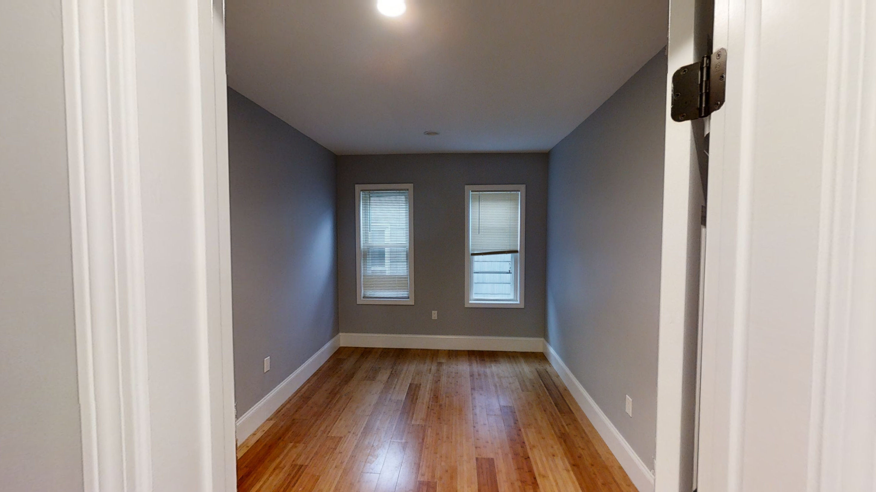 722 Saratoga St, East Boston