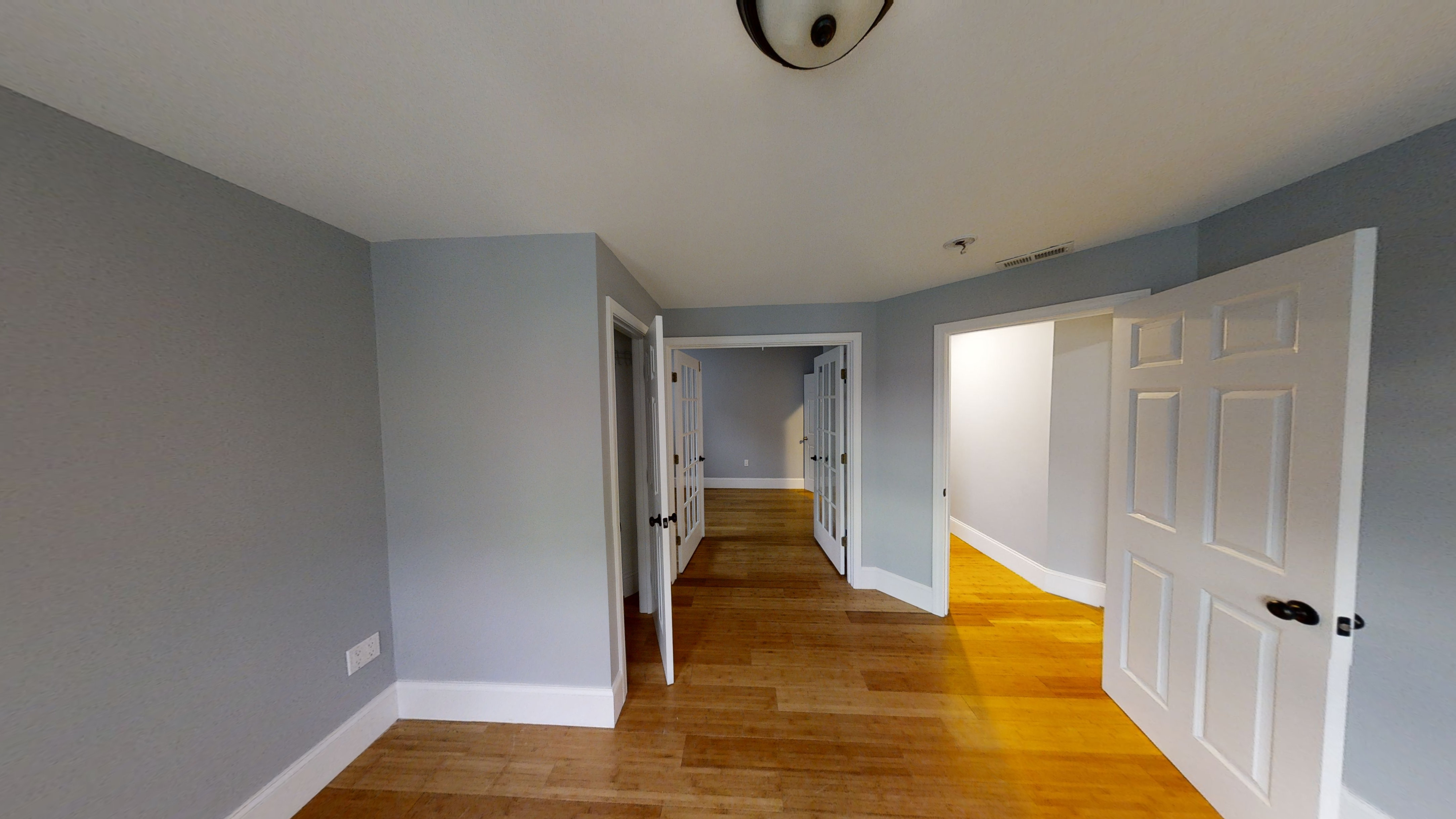 722 Saratoga St, East Boston