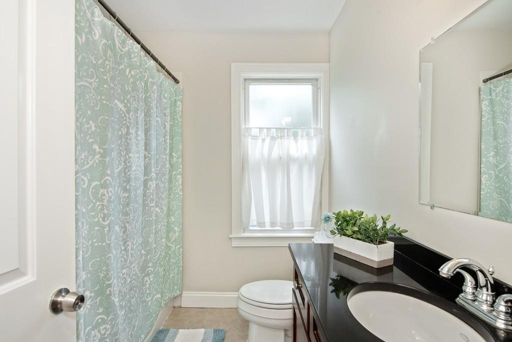 226 Banks St, Harvard Square