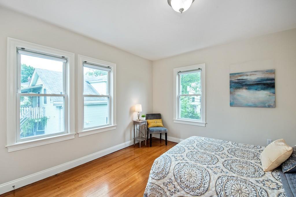 226 Banks St, Harvard Square