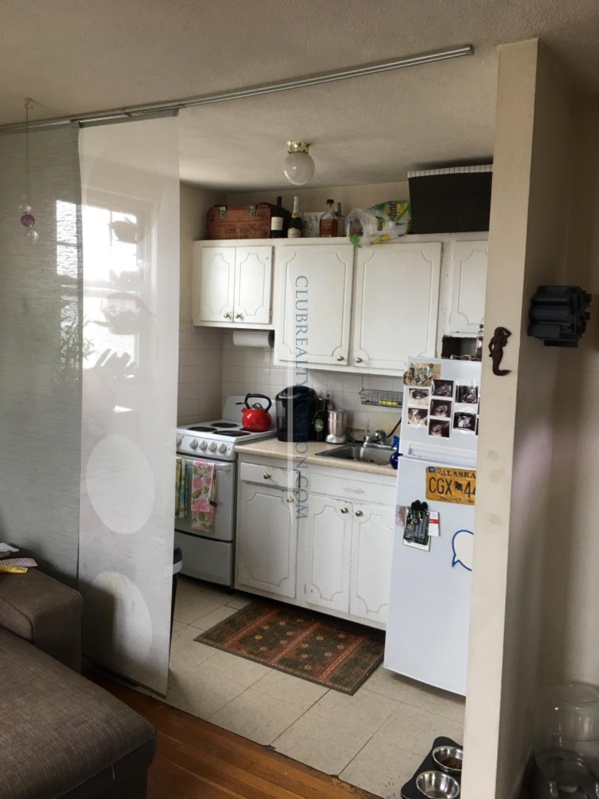 180 North Beacon St, Brighton