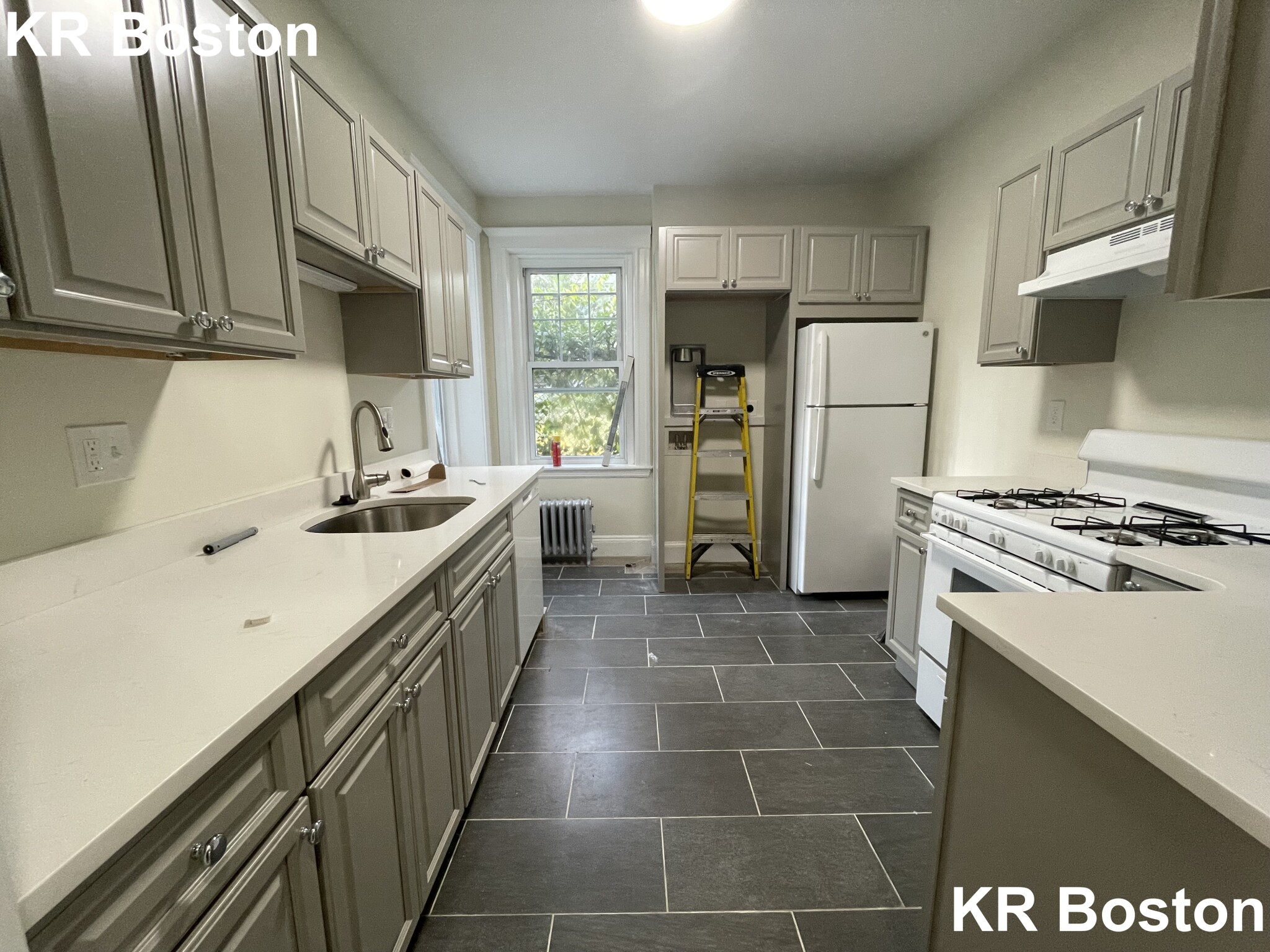 726 Washington St, Washington Square