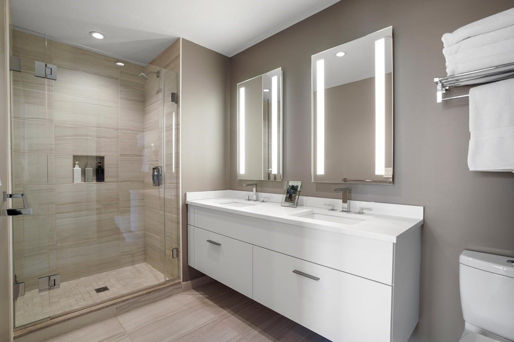 40 Traveler St, Back Bay