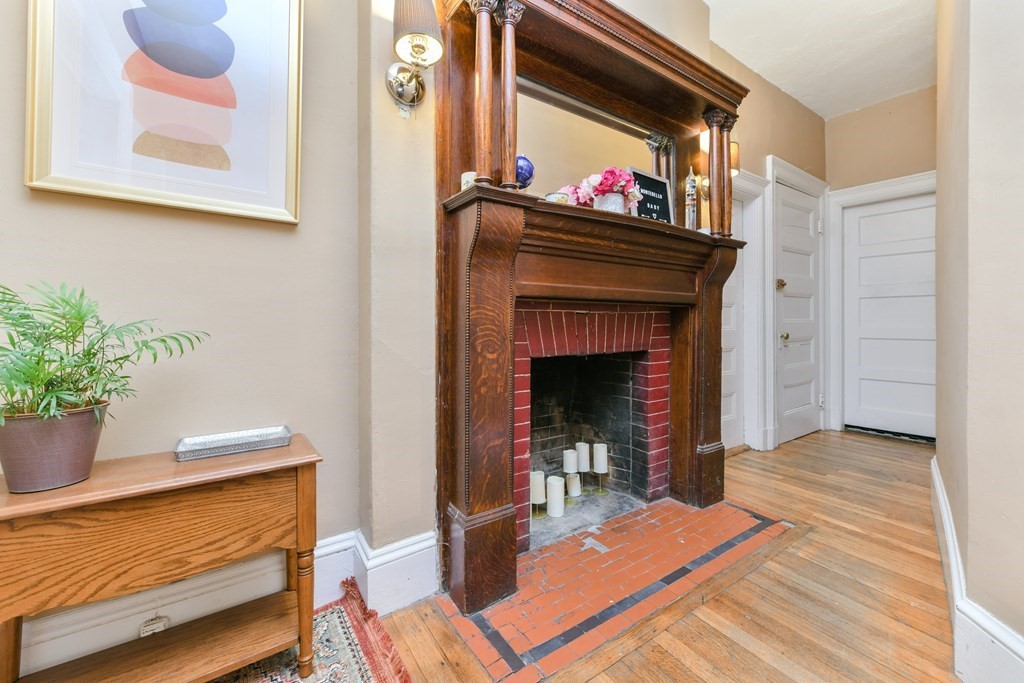 61 Montebello Rd, Jamaica Plain