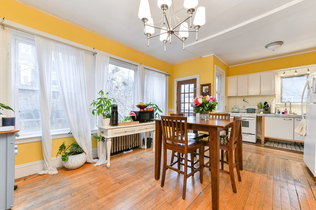 61 Montebello Rd, Jamaica Plain