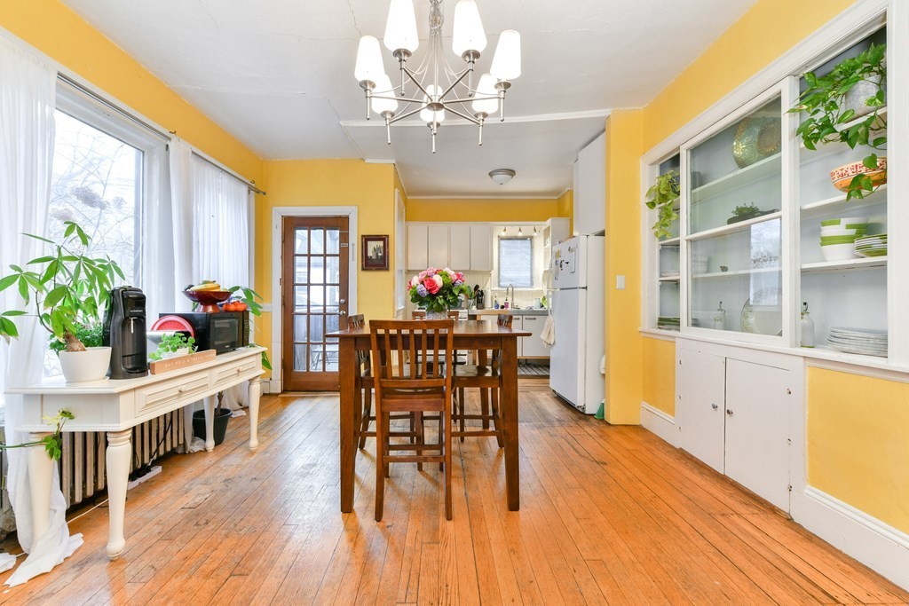 61 Montebello Rd, Jamaica Plain