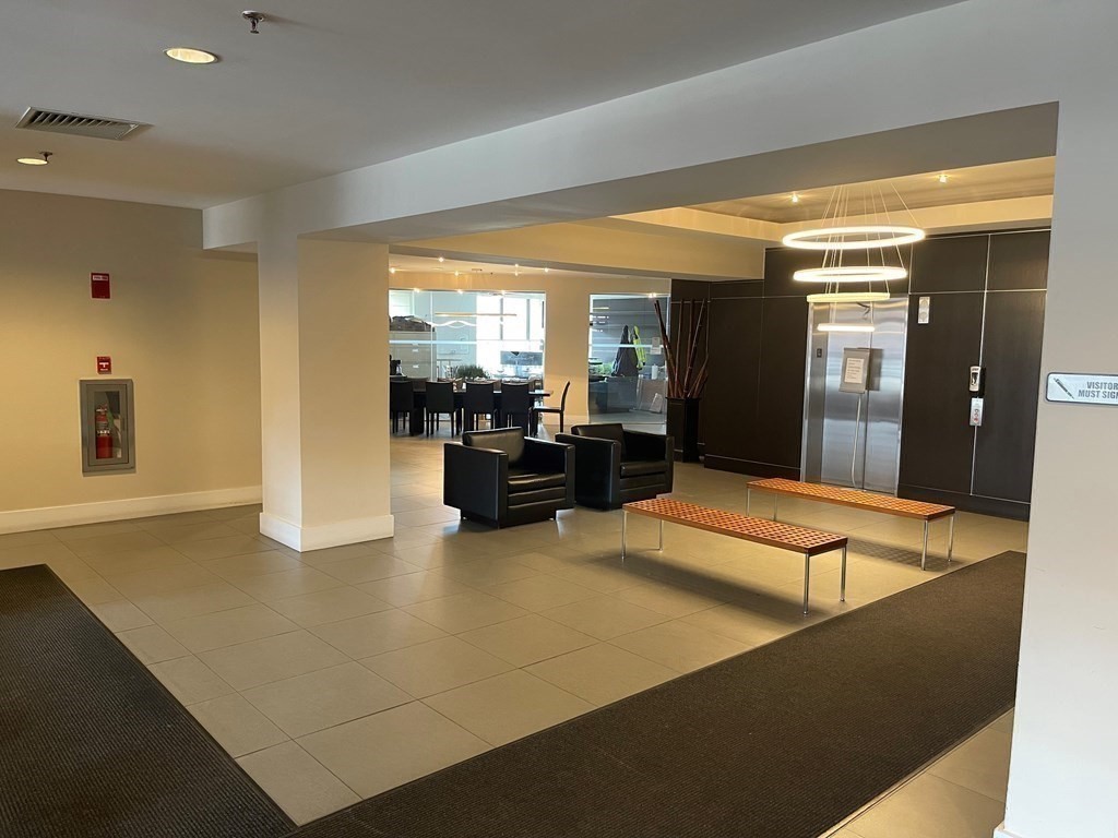 15 North Beacon St, Allston