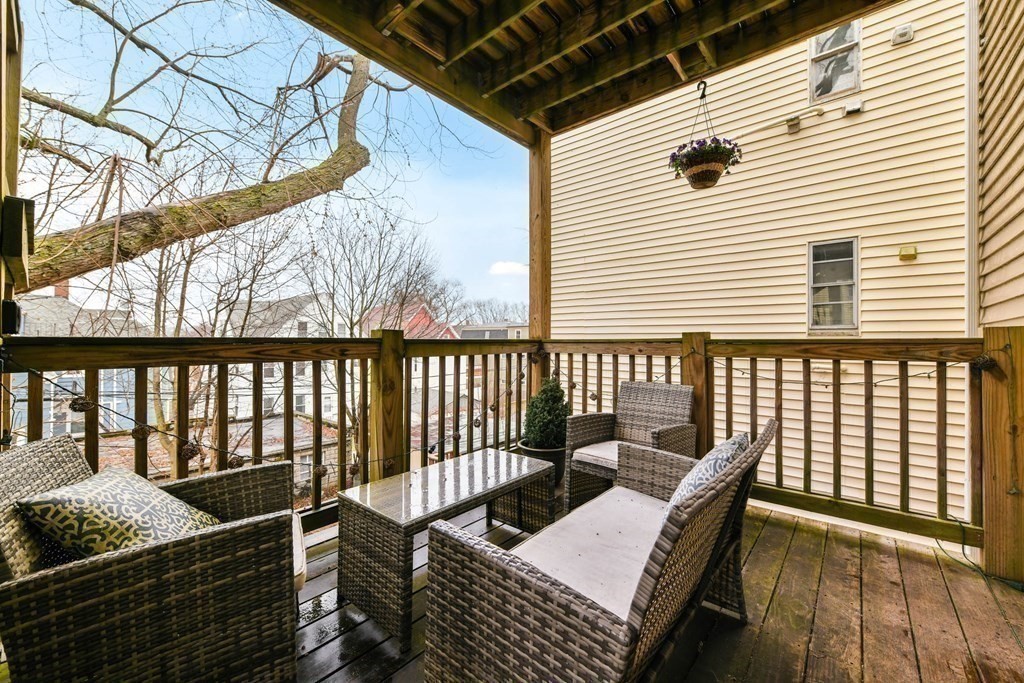 34 Forbes St, Back Bay