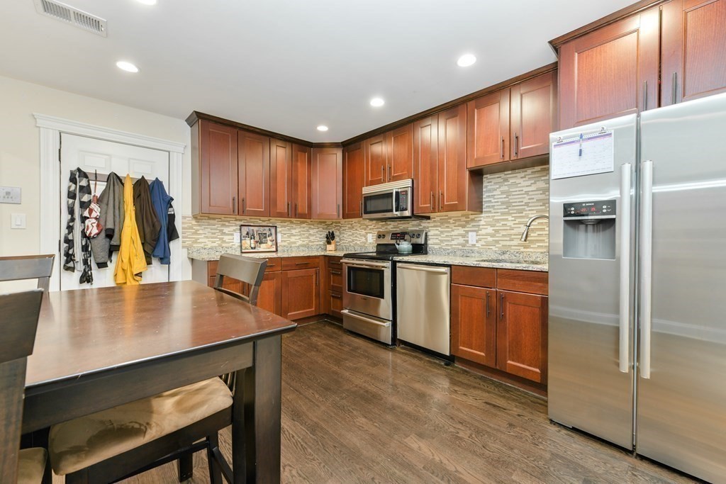 34 Forbes St, Back Bay