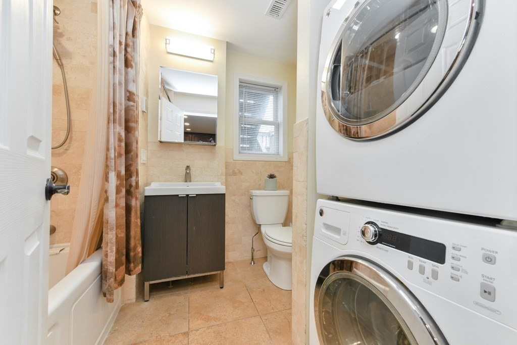 34 Forbes St, Back Bay