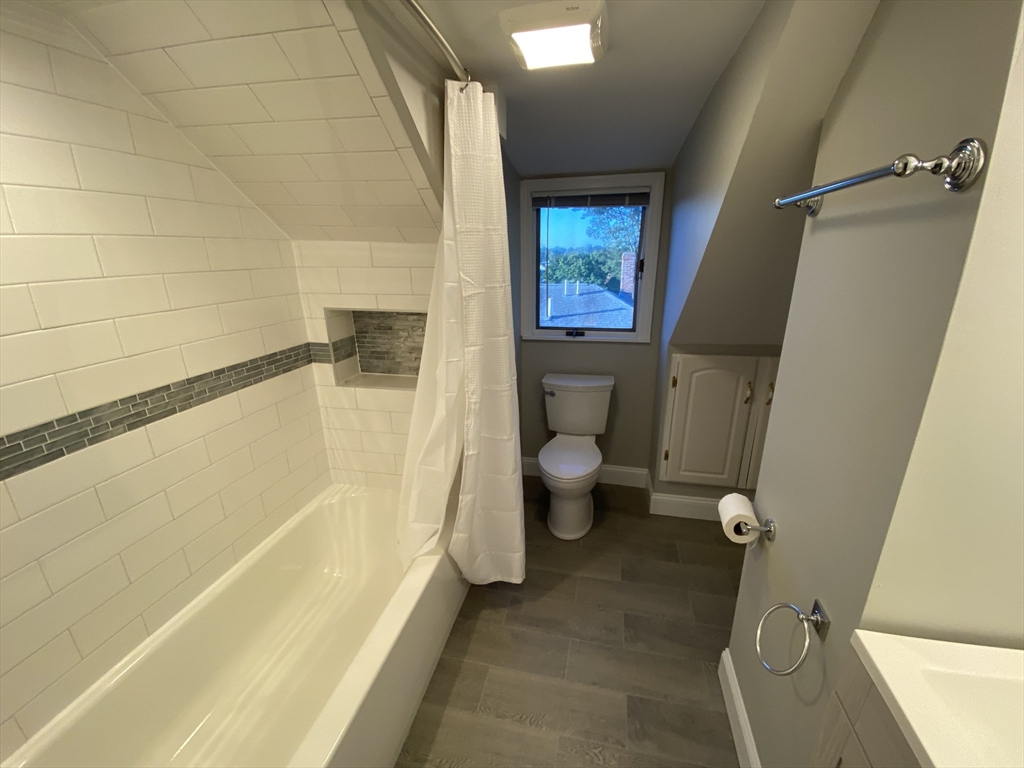 73 Hall Ave, Powder House Square