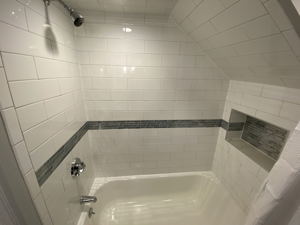 73 Hall Ave, Powder House Square