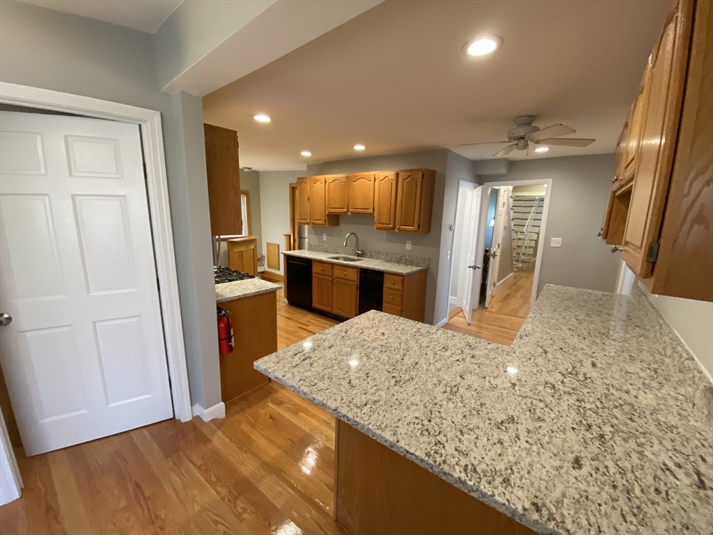 73 Hall Ave, Powder House Square