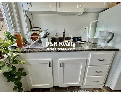 73 Martin St, Porter Square