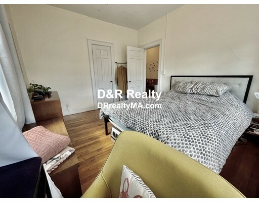 73 Martin St, Porter Square