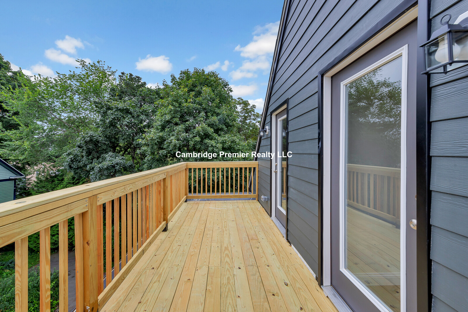 73 Lexington St, Waltham