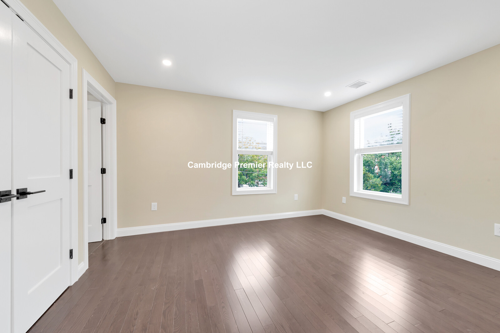 73 Lexington St, Waltham