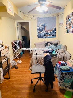 731 Parker St, Mission Hill