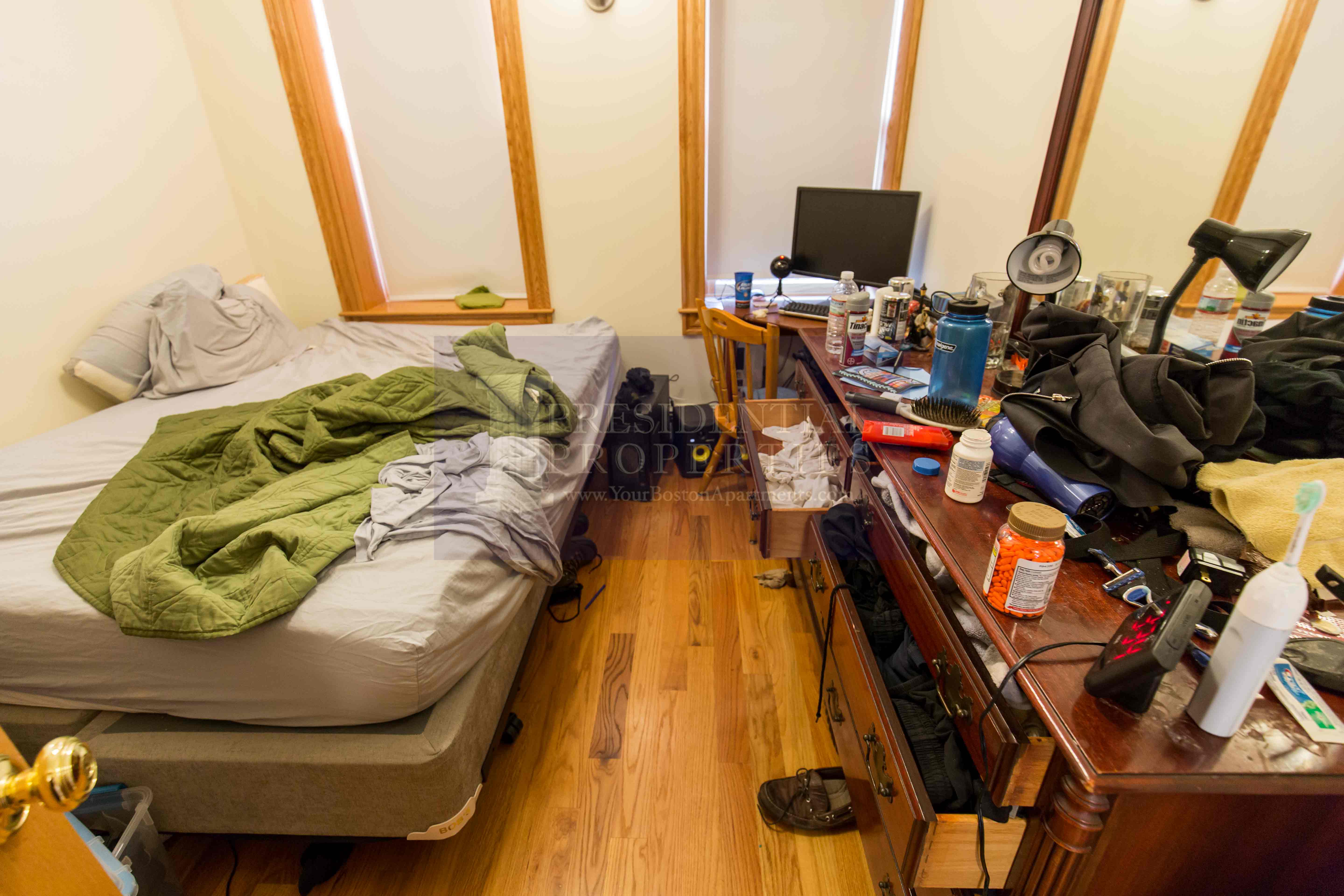 137 Charles St, Beacon Hill