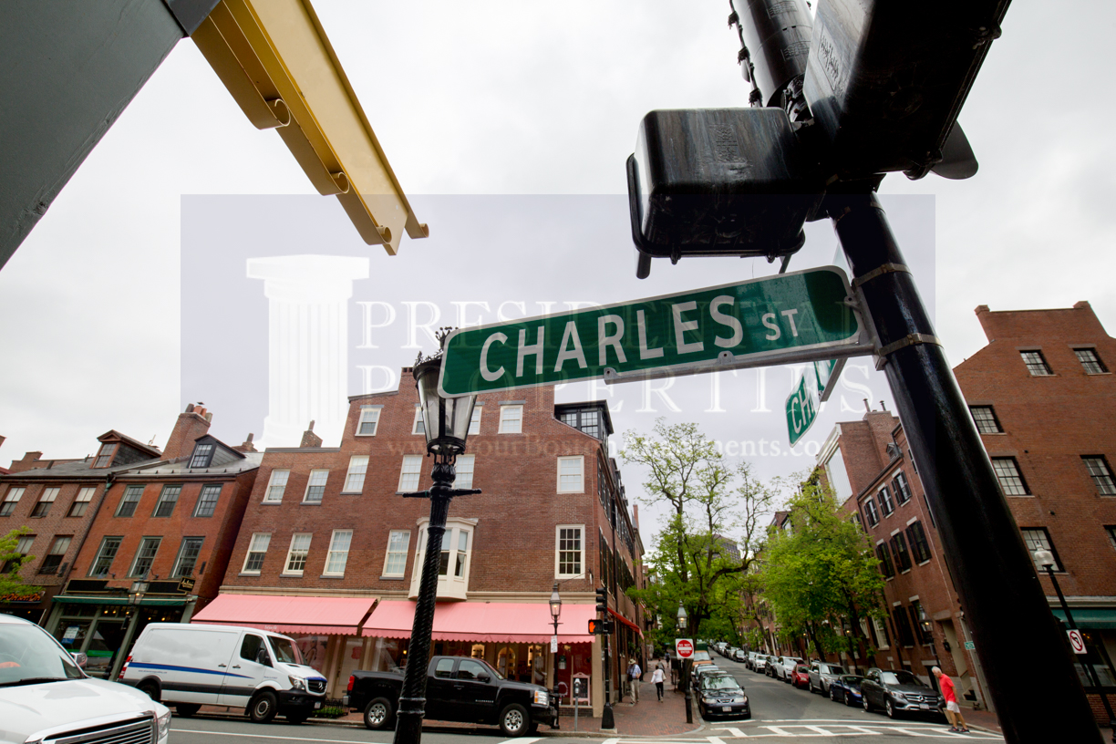 137 Charles St, Beacon Hill