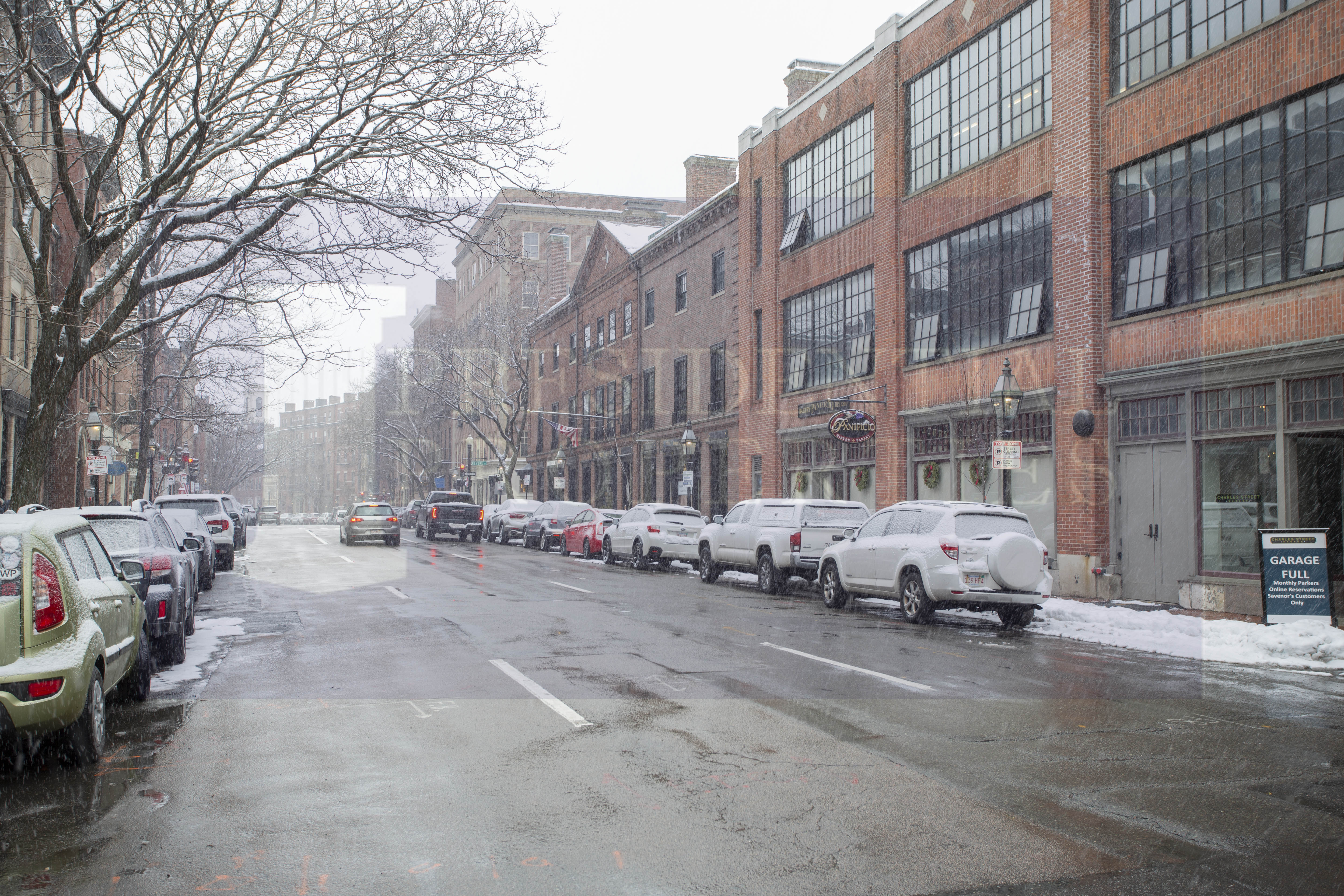 137 Charles St, Beacon Hill