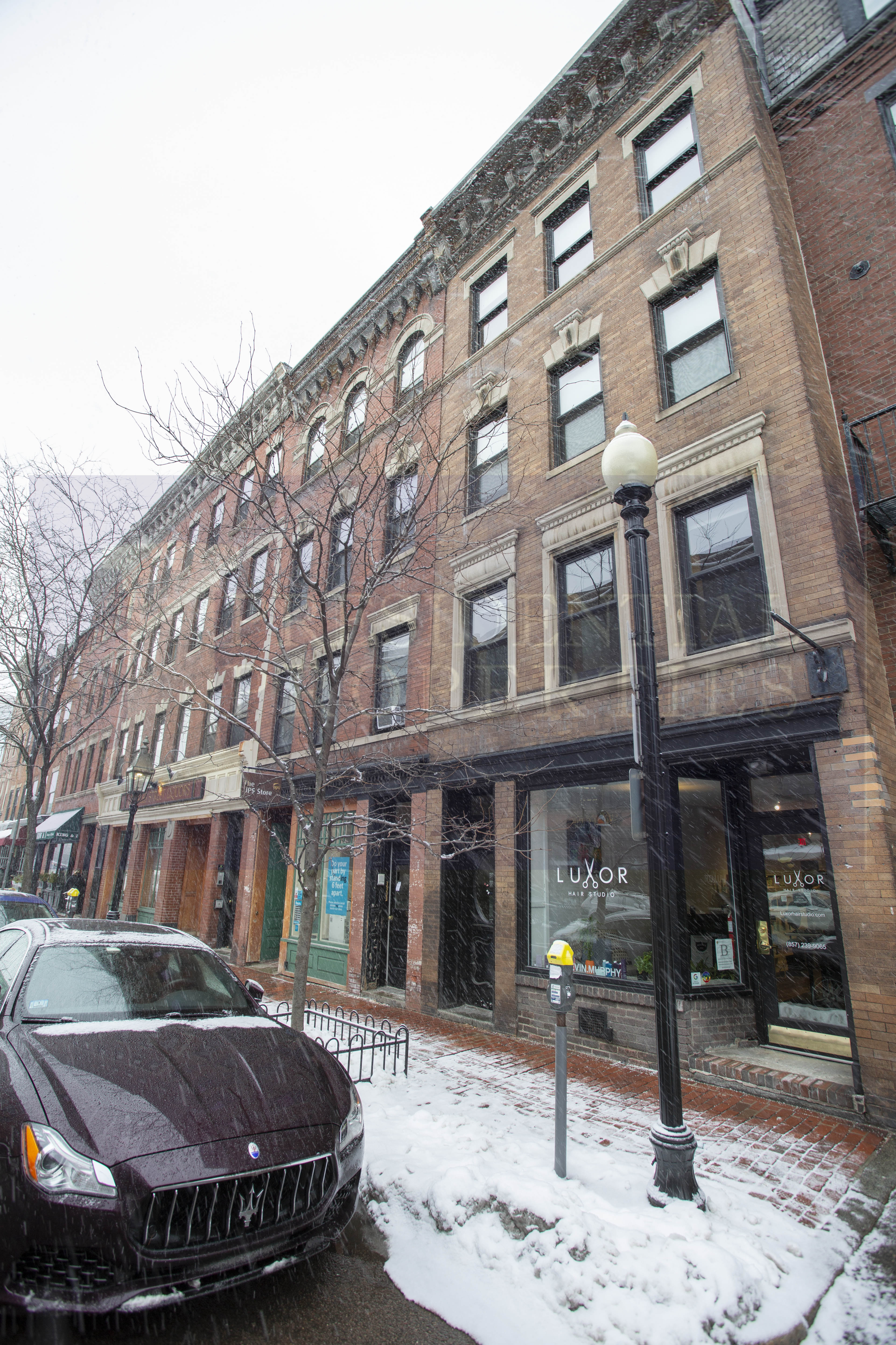 137 Charles St, Beacon Hill