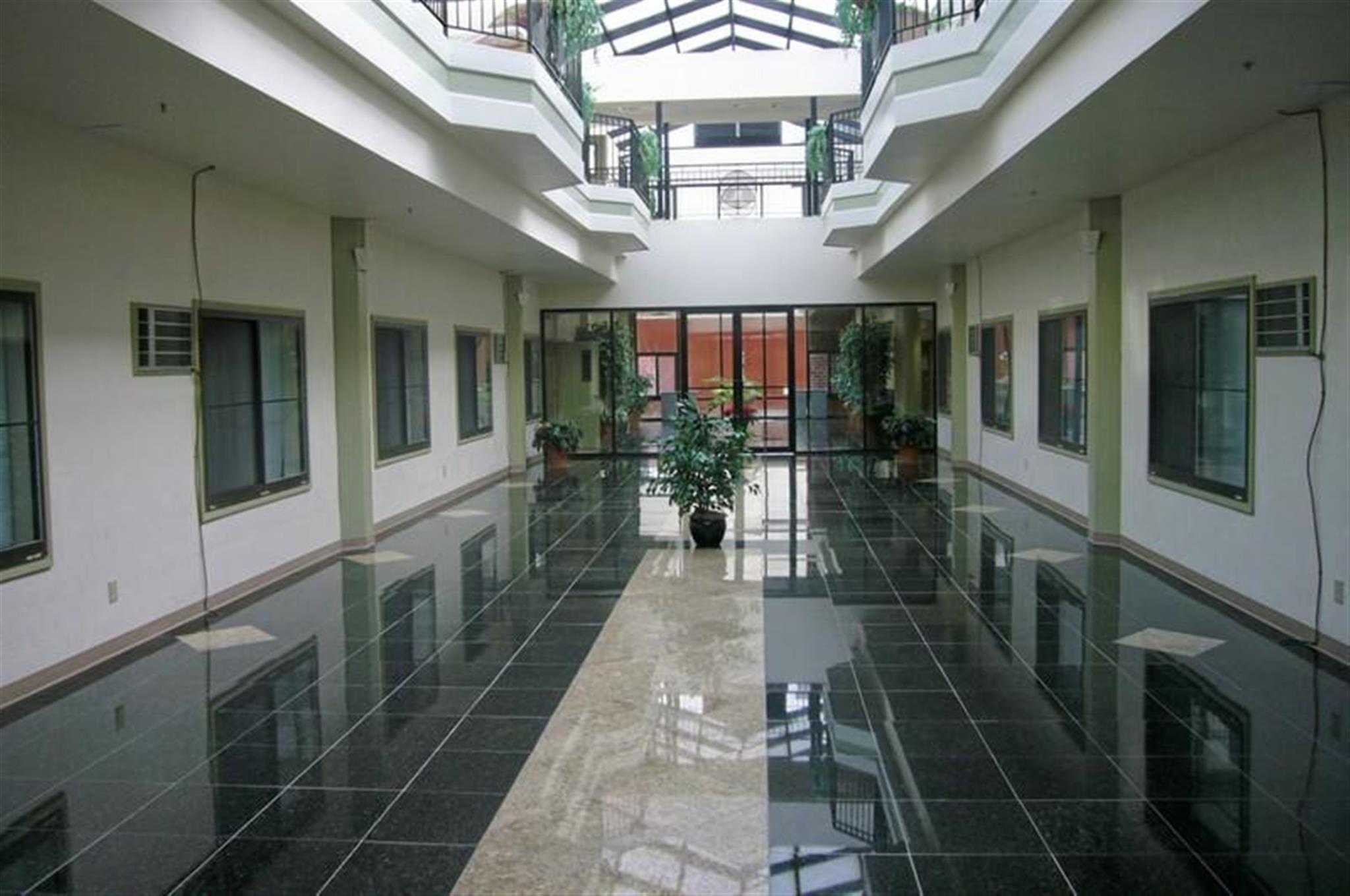 373 Highland Ave, Powder House Square