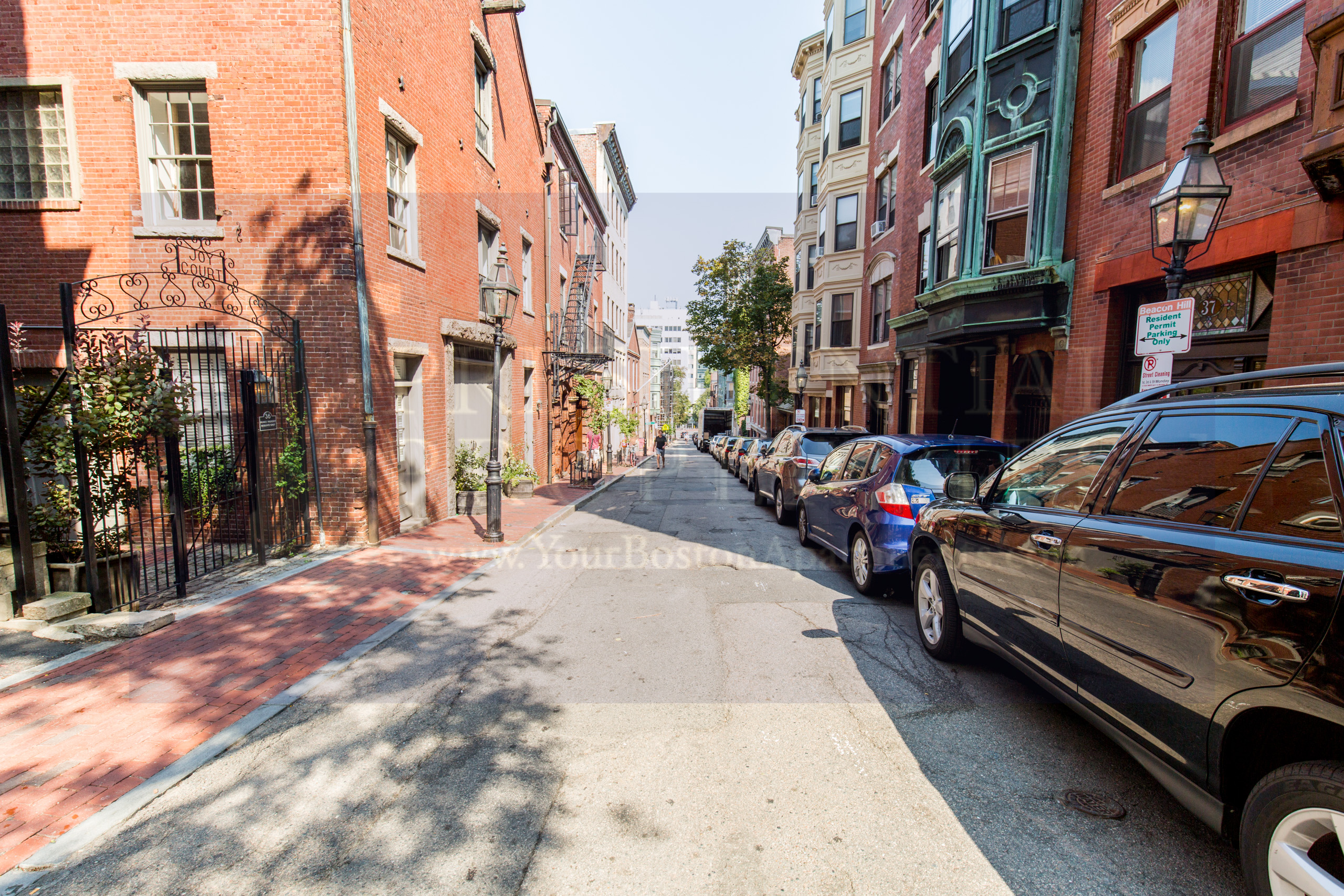 37 Joy St, Beacon Hill