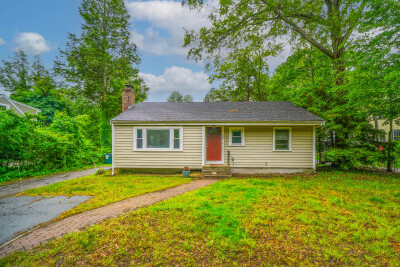 409 Dedham Ave, Needham