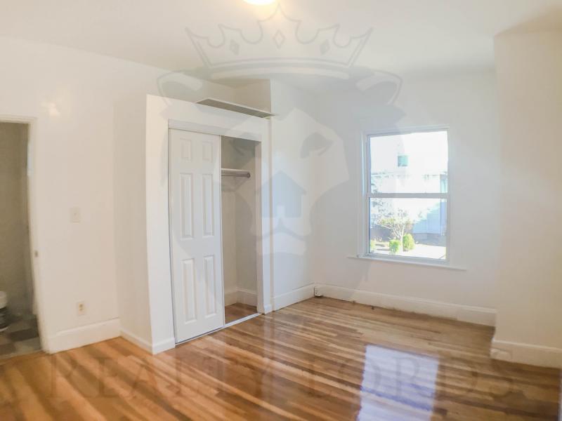 13 Higgins St, Allston