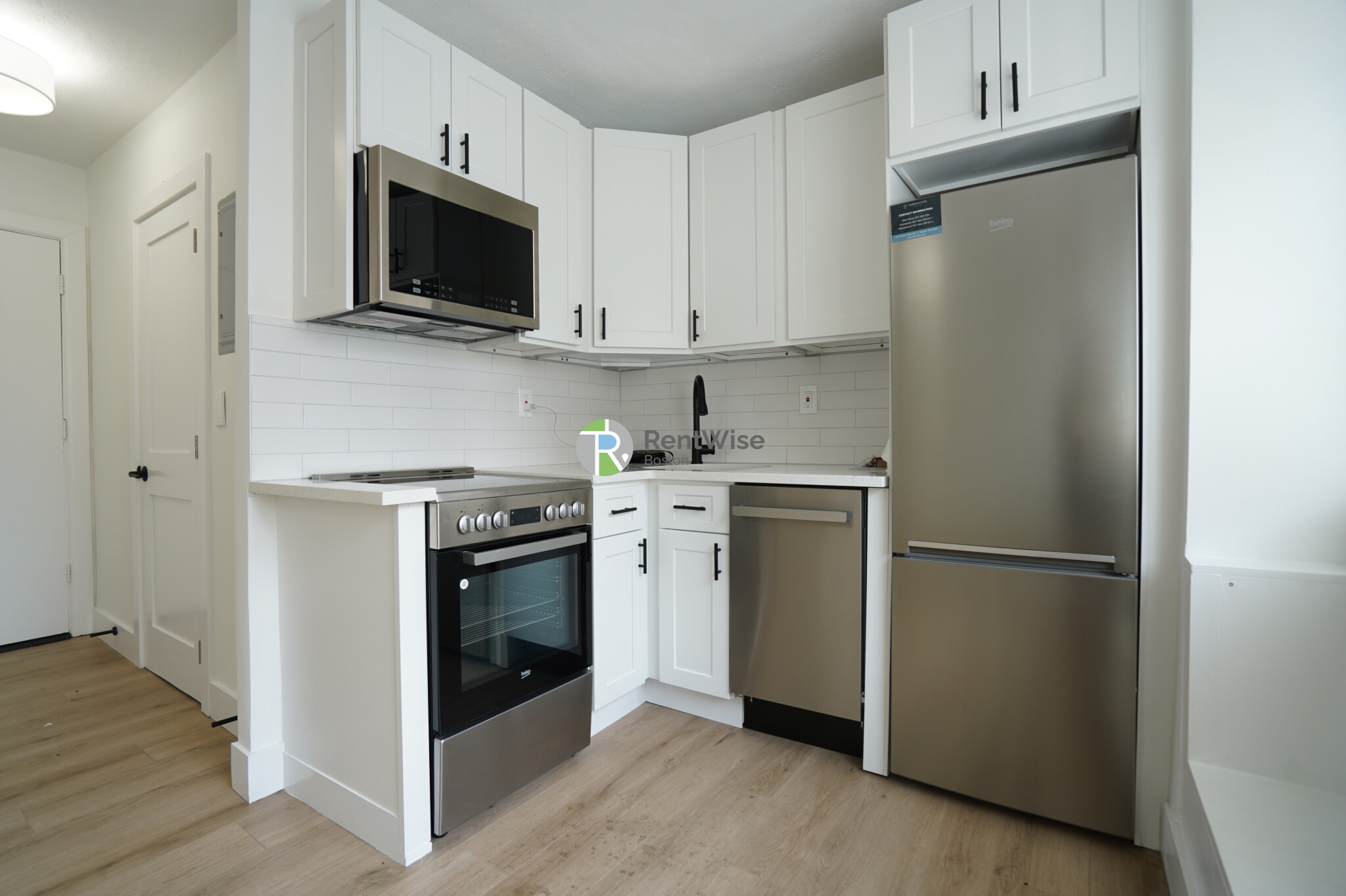 740 E 7th, South Boston