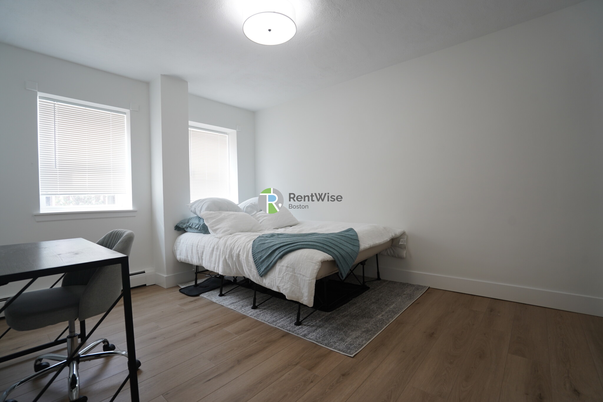 740 E 7th, South Boston